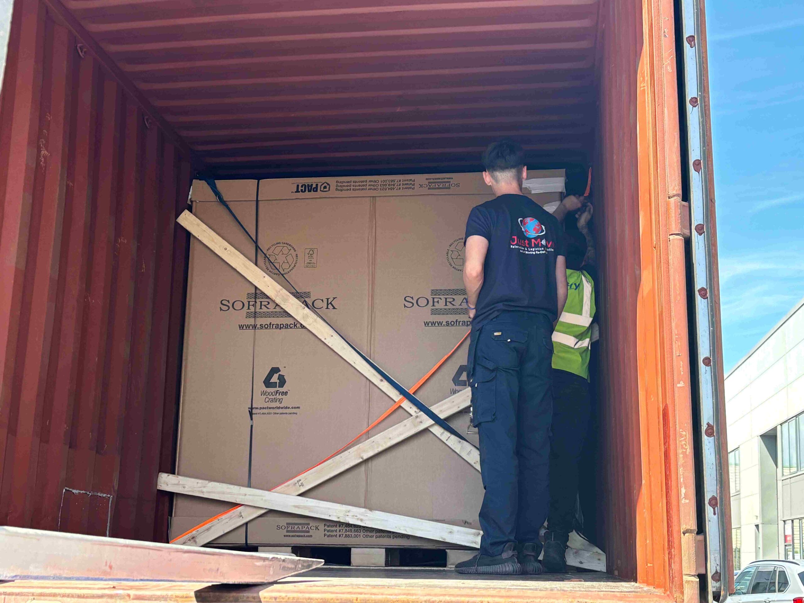 20 Essential Things to Do Before Moving House